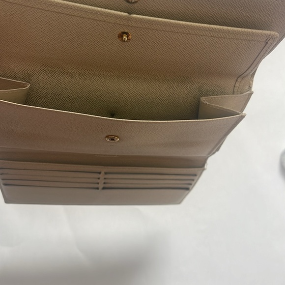 Authentic Louis Vuitton International Wallet Damier Azur - Picture 6 of 9